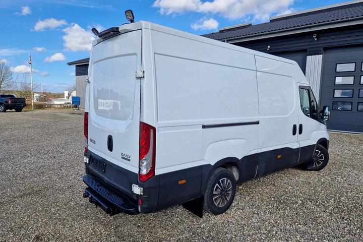 undefined Iveco Daily fra 2021