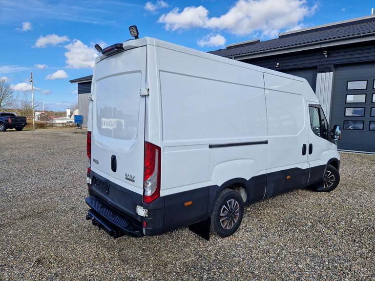 Iveco Daily 3,0 35S18 12m³ Van AG8