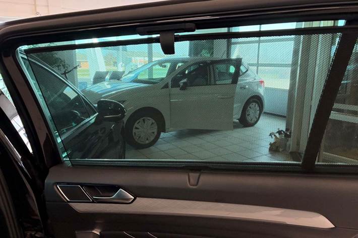 Sort VW Passat fra 2021