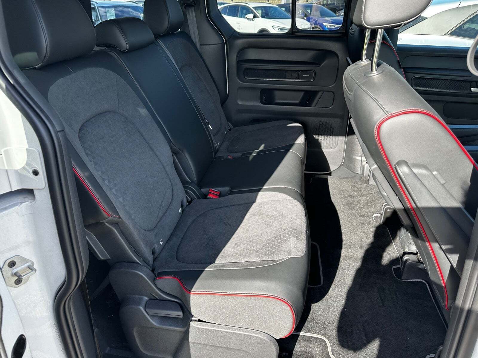 Hvid VW ID.Buzz fra 2026