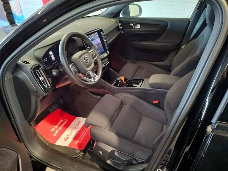 Volvo XC40 ReCharge Start