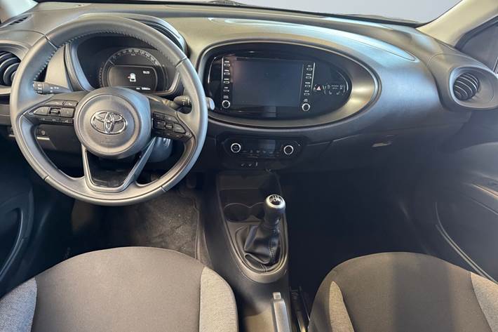 Sort Toyota Aygo X fra 2022
