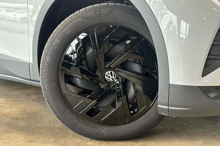 Hvid VW ID.4 fra 2021