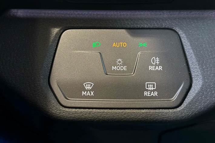 Hvid VW ID.4 fra 2021