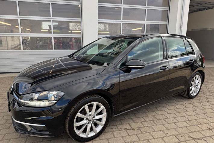 Sort VW Golf VII fra 2019