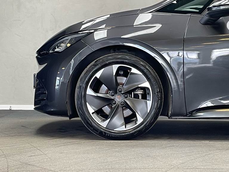 Cupra Born EL e-Boost 231HK 5d Aut.