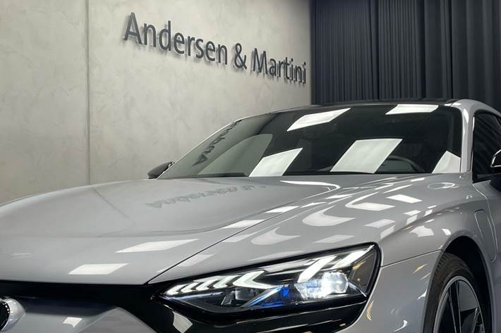 Grå Audi e-tron GT fra 2022