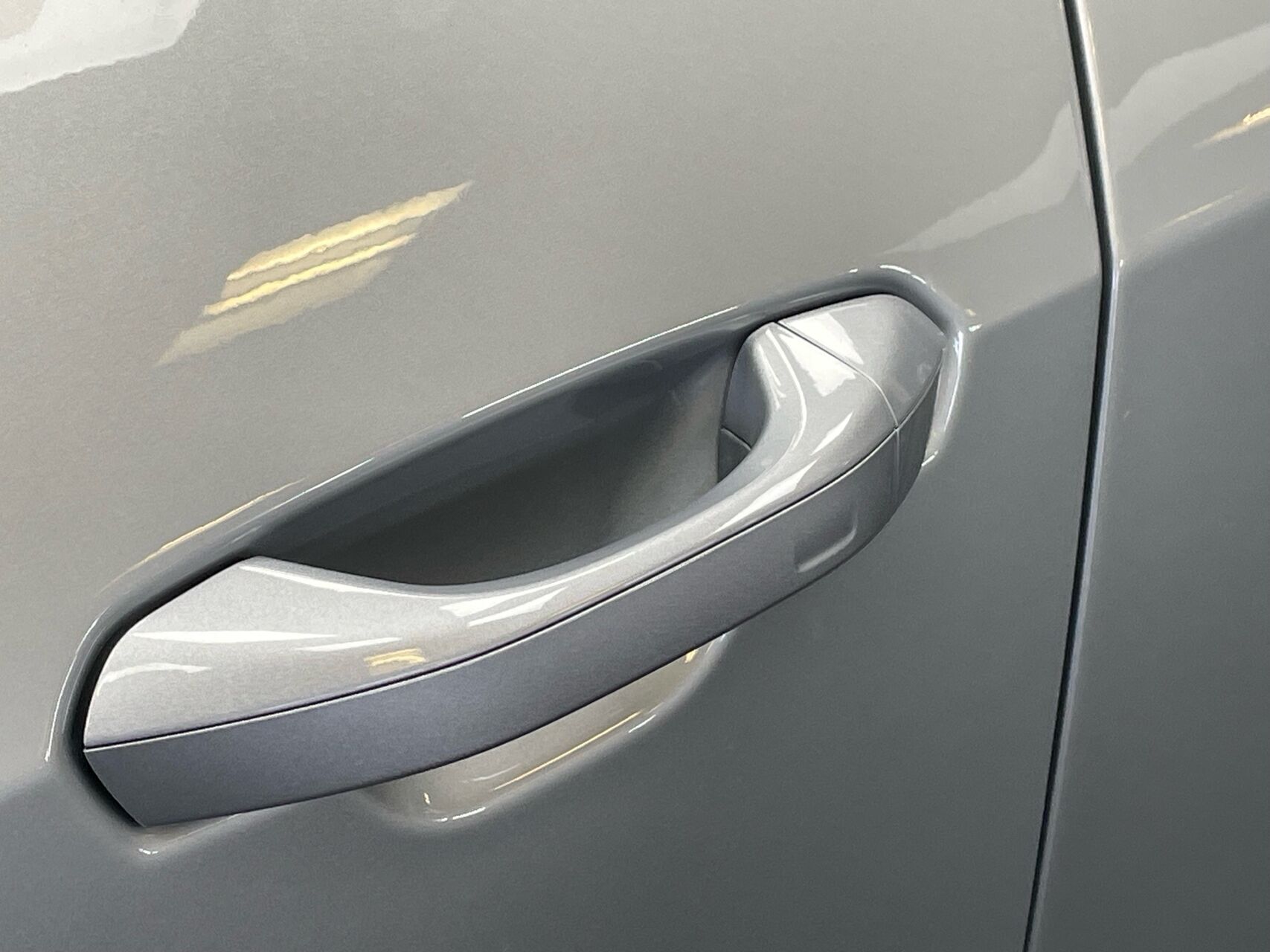 Grå Audi e-tron GT fra 2022