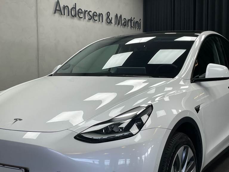 Tesla Model Y EL Long Range AWD 514HK 5d Aut.