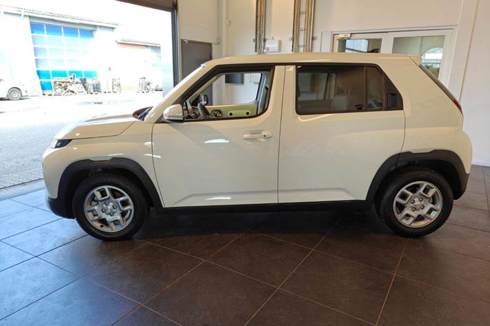 Hvid Hyundai Inster fra 2025