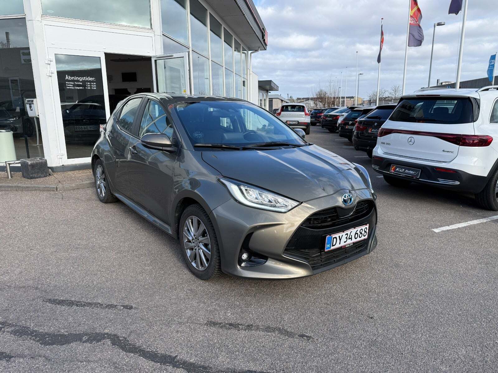 Toyota Yaris 1,5 Hybrid Active Tech+ Design e-CVT