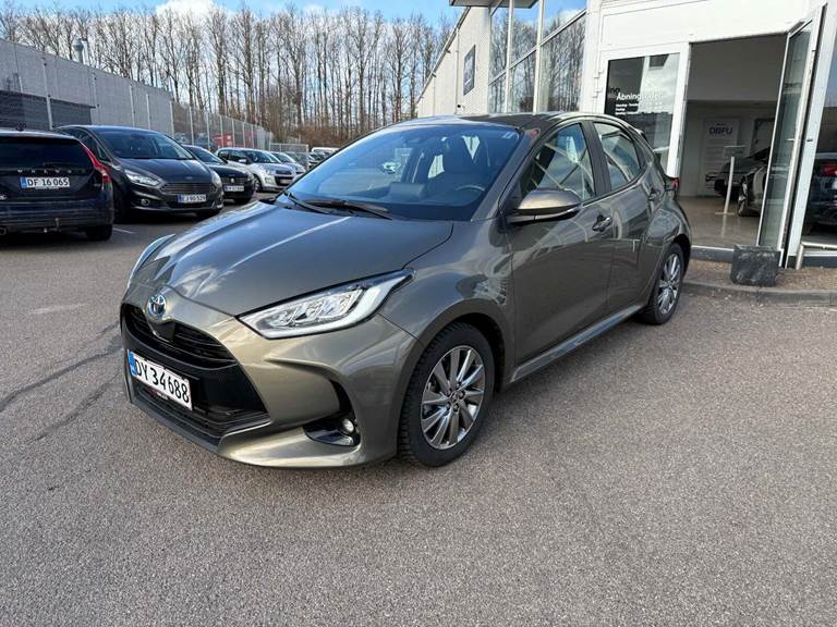 Toyota Yaris 1,5 Hybrid Active Tech+ Design e-CVT