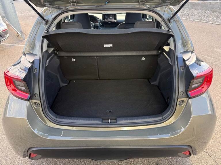 Toyota Yaris 1,5 Hybrid Active Tech+ Design e-CVT