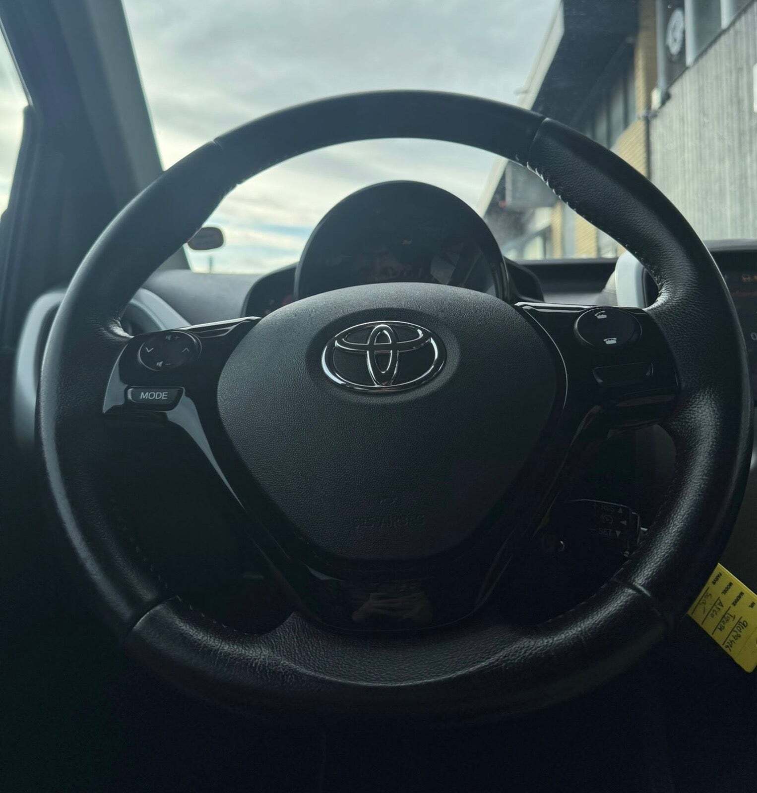 Toyota Aygo 1,0 VVT-i x-black