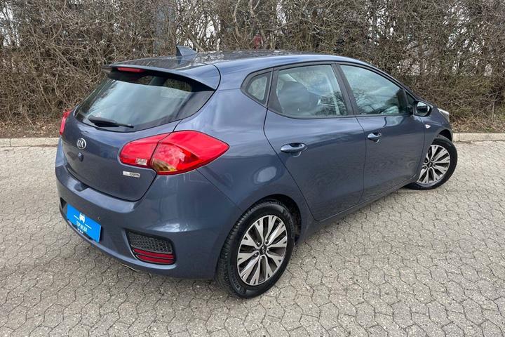 Hvid Kia Ceed fra 2018