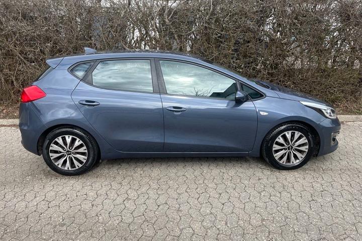 Hvid Kia Ceed fra 2018