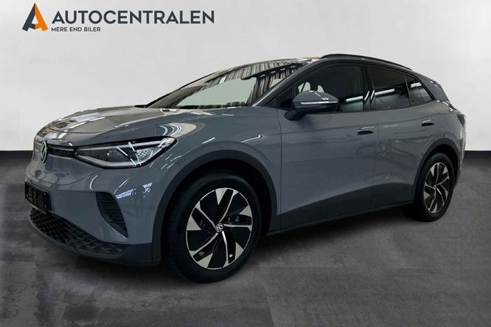 Grå VW ID.4 fra 2025 set udefra