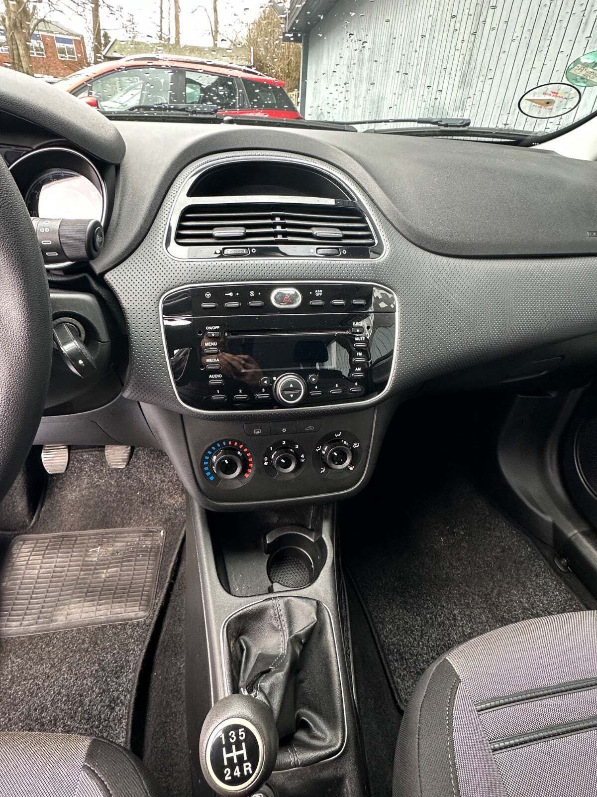 undefined Fiat Punto Evo fra 2011