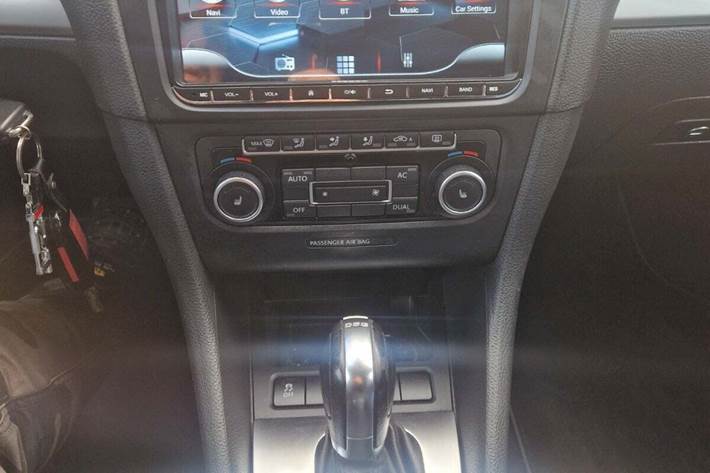 Sort VW Golf VI fra 2011