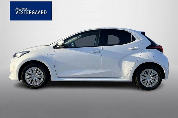 Hvid Toyota Yaris fra 2021