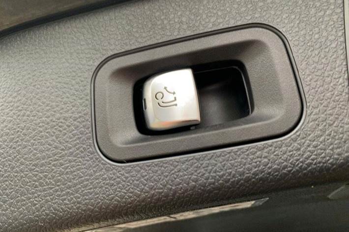 undefined Mercedes C300 e fra 2020