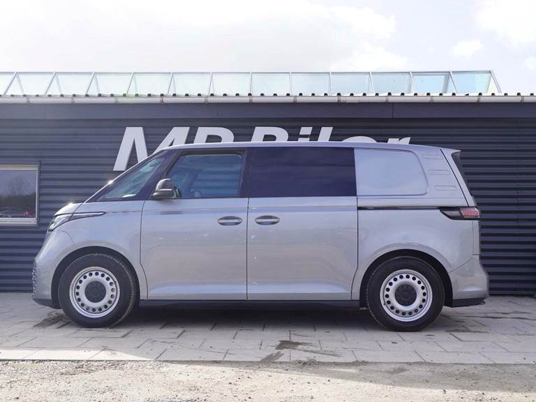 VW ID.Buzz 77 Pro Van