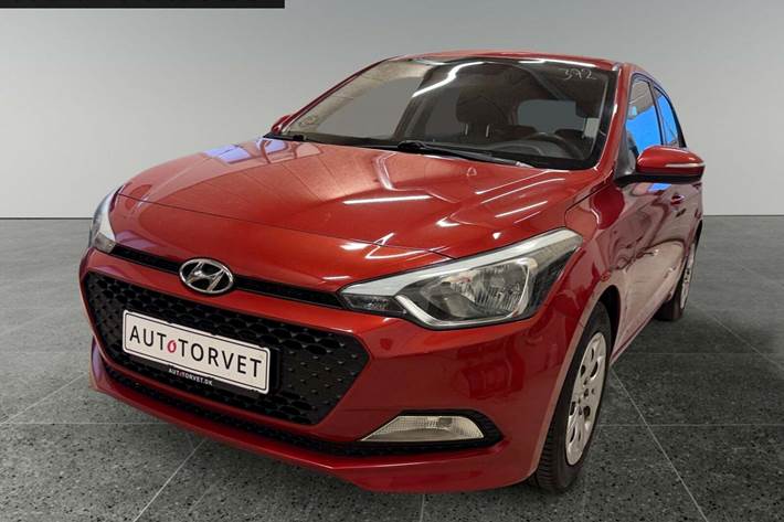 Rød Hyundai i20 fra 2016