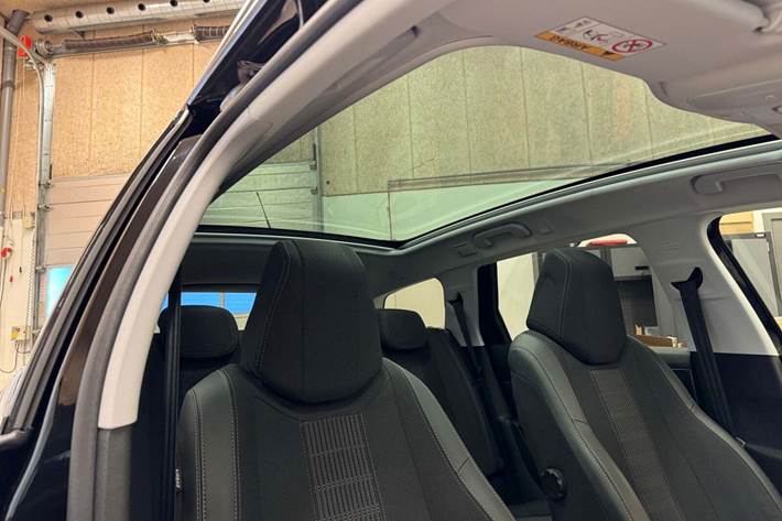 Sort Peugeot 308 fra 2020