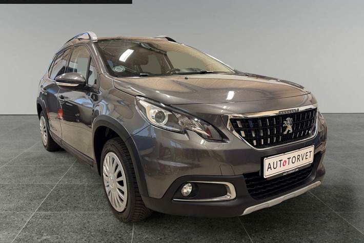 Grå Peugeot 2008 fra 2018
