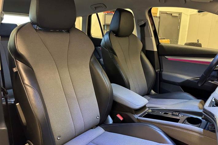 Sort Skoda Enyaq fra 2022