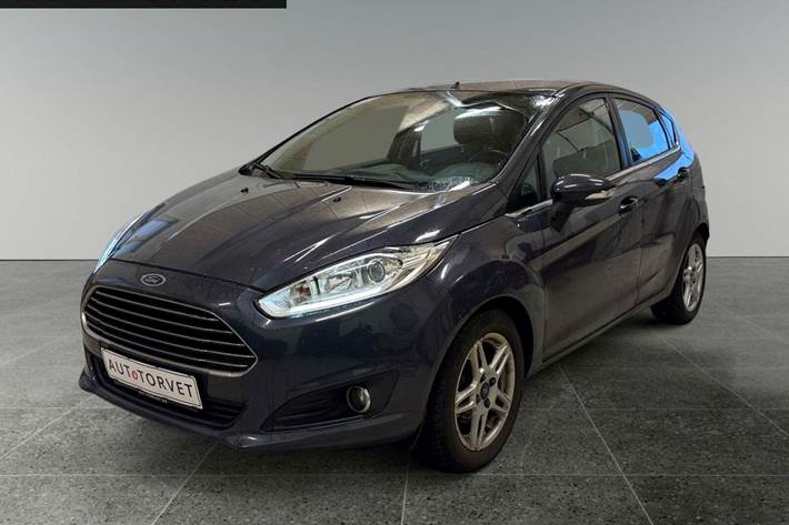Grå Ford Fiesta fra 2014