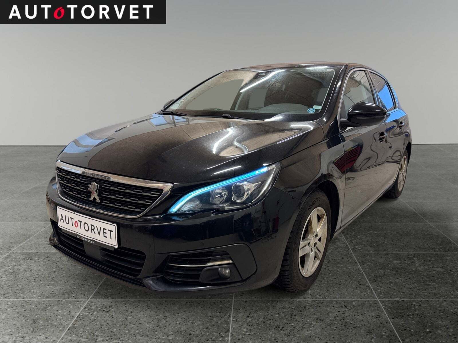 Peugeot 308 1,5 BlueHDi 130 Selection Sky