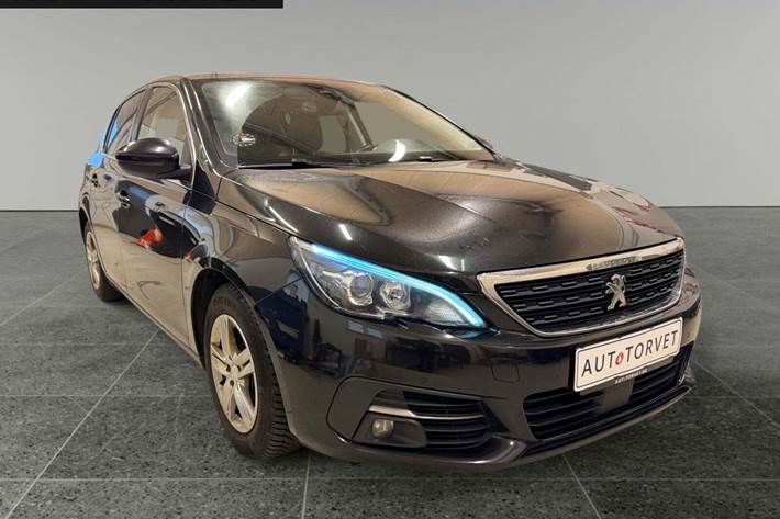 Sort Peugeot 308 fra 2019