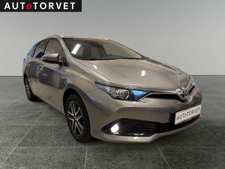 Toyota Auris 1,8 Hybrid H2 Premium Comfort CVT