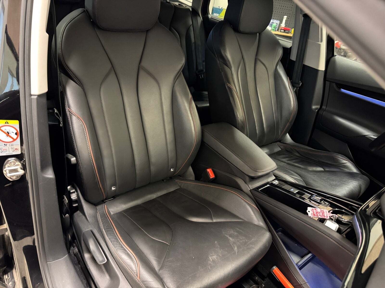 Sort Skoda Enyaq fra 2021