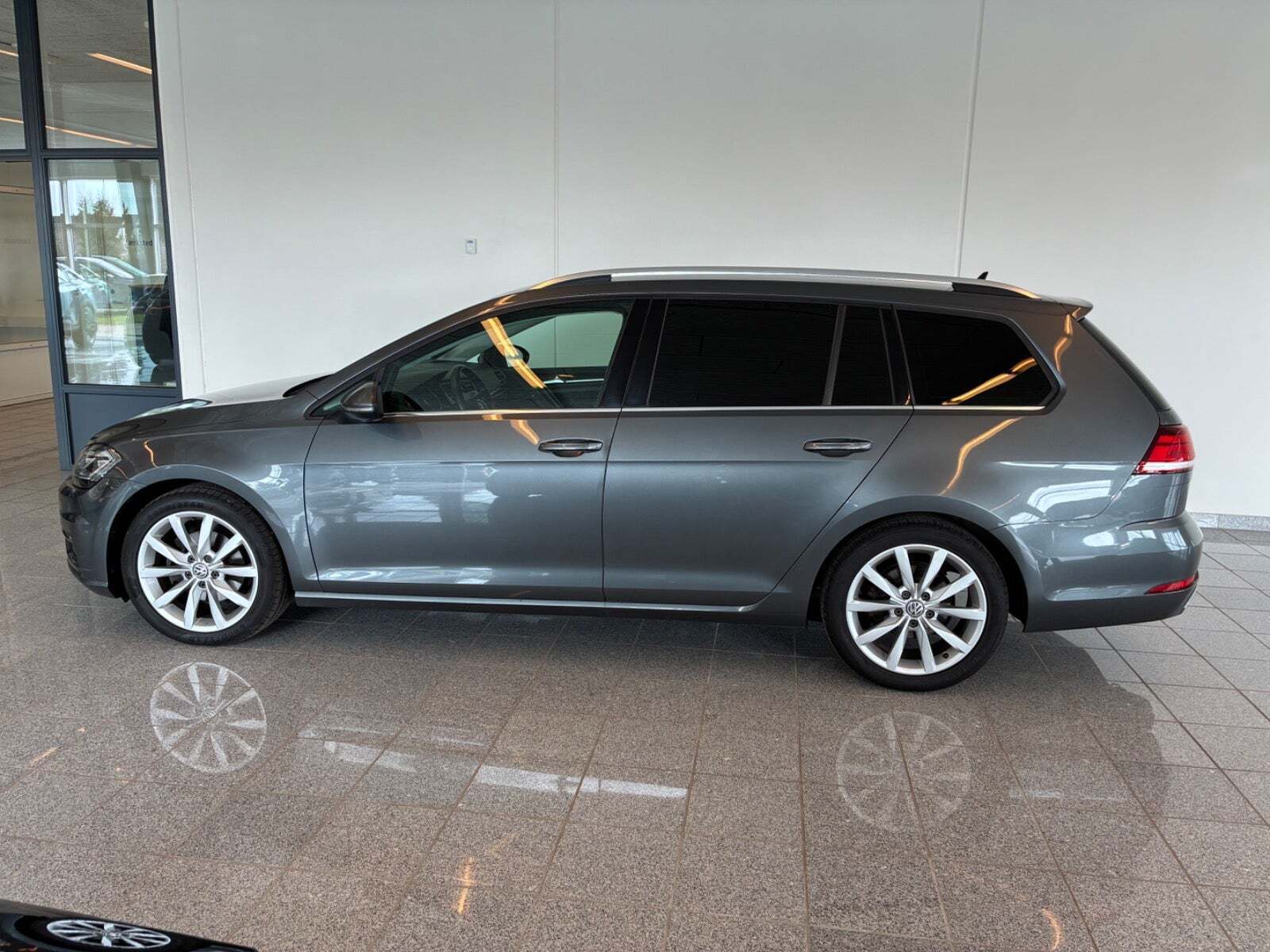 VW Golf VII 1,5 TSi 150 Highline Variant DSG