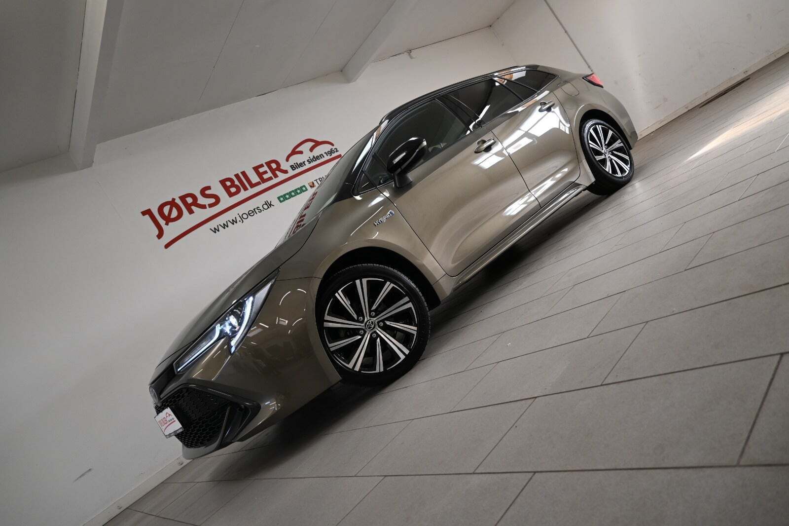 Toyota Corolla 1,8 Hybrid Active Premium Touring Sports MDS