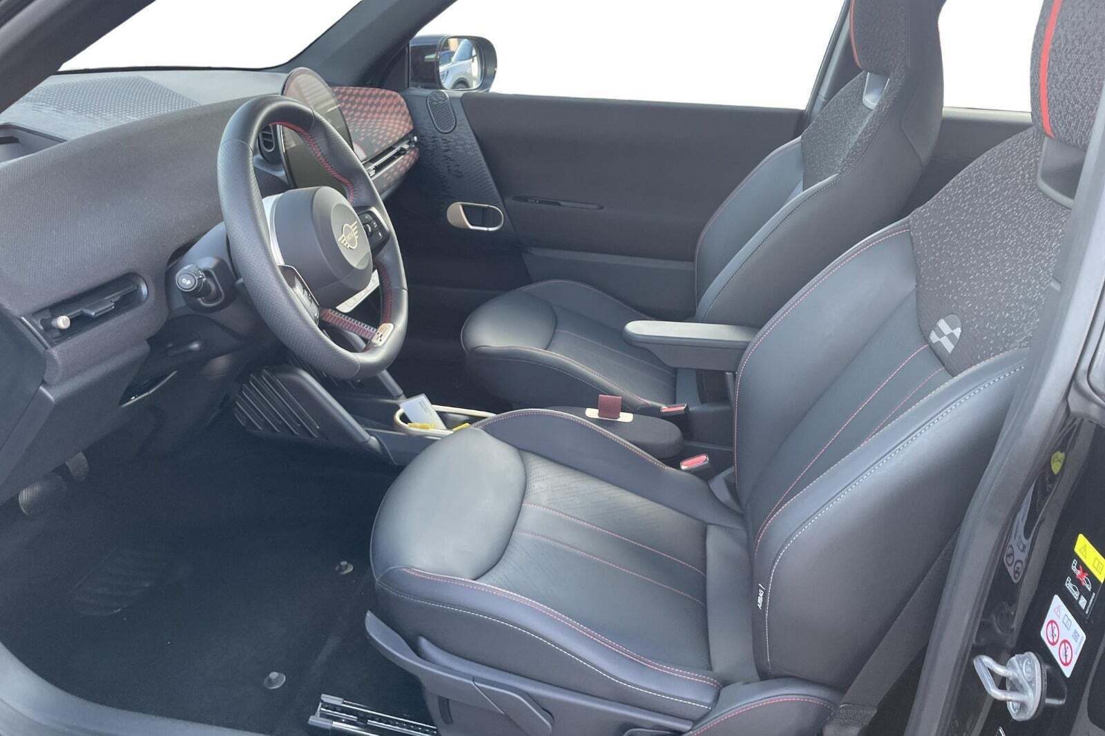 Mini Cooper SE JCW Trim M