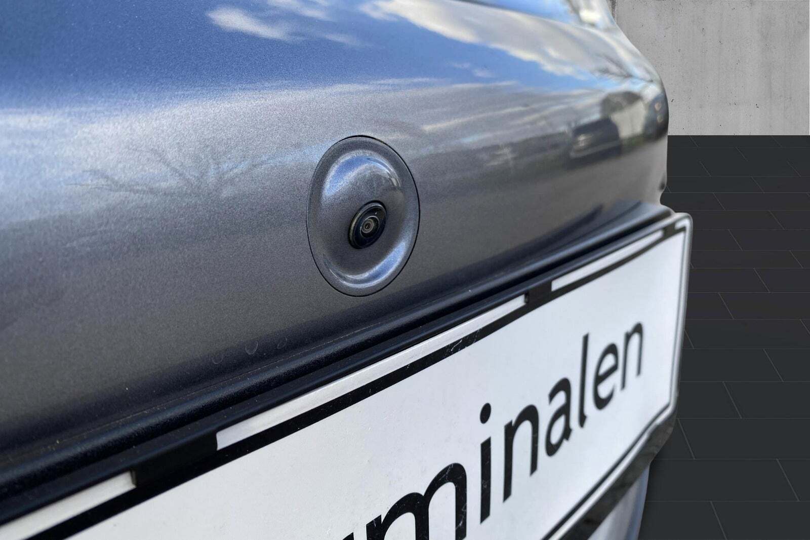 Grå BYD Dolphin fra 2024