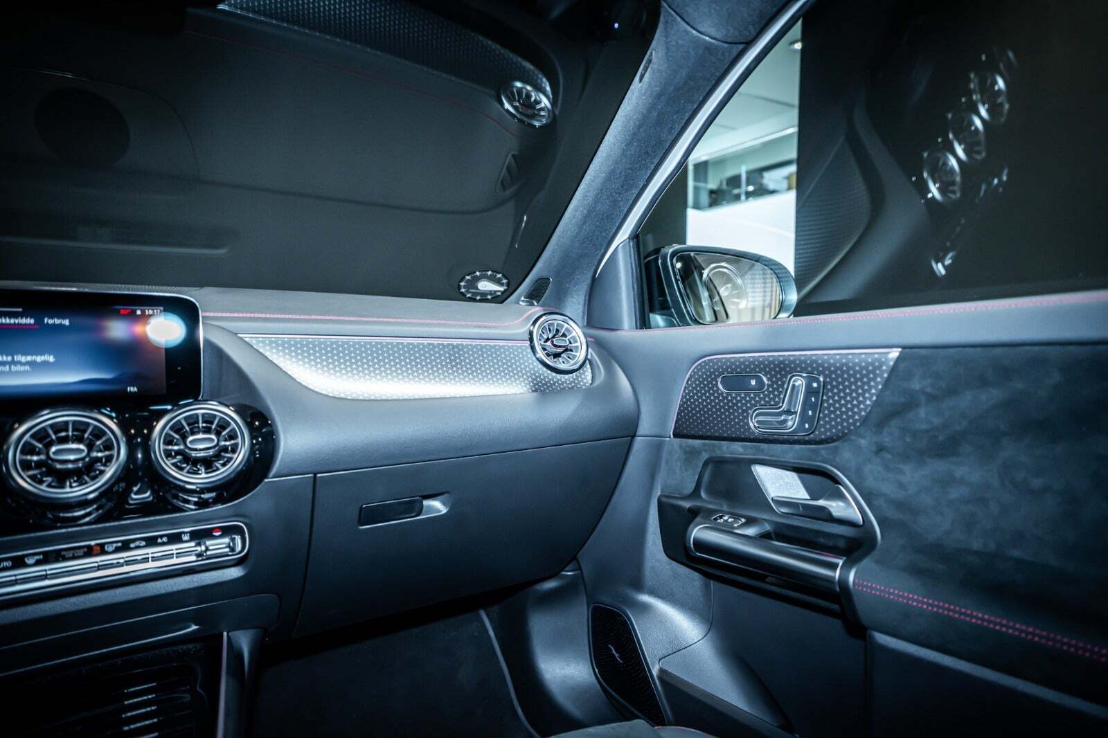 Hvid Mercedes EQA250+ fra 2026