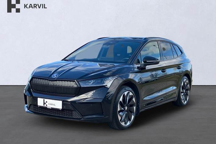Sort Skoda Enyaq fra 2023 set udefra
