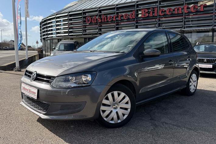 Grå VW Polo fra 2011