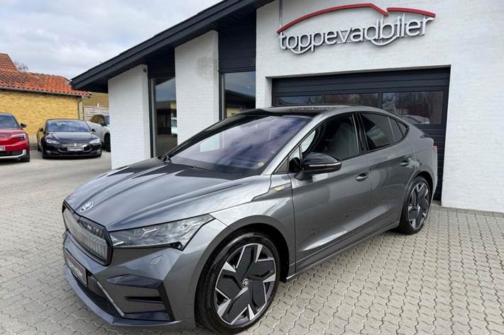 Grå Skoda Enyaq fra 2022