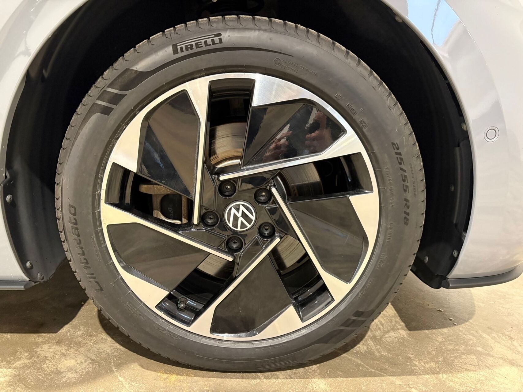 VW ID.3 EL Pro Performance Business 204HK 5d Aut.