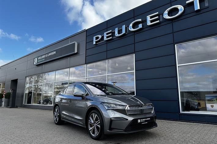 Grå Skoda Enyaq fra 2023