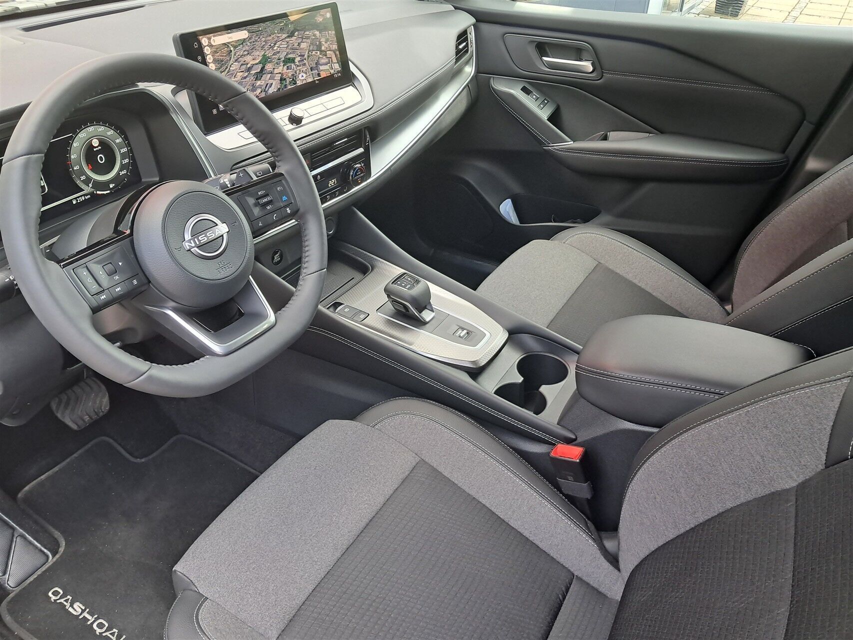 Nissan Qashqai 1,3 MHEV  Mild hybrid N-Connecta X-Tronic 158HK 5d 7g Aut.