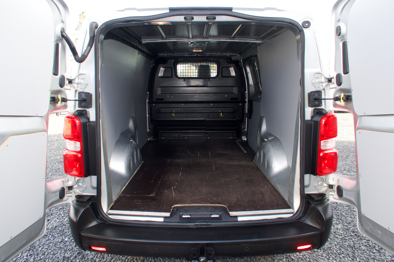 Citroën Jumpy 2,0 BlueHDi 120 L3N2