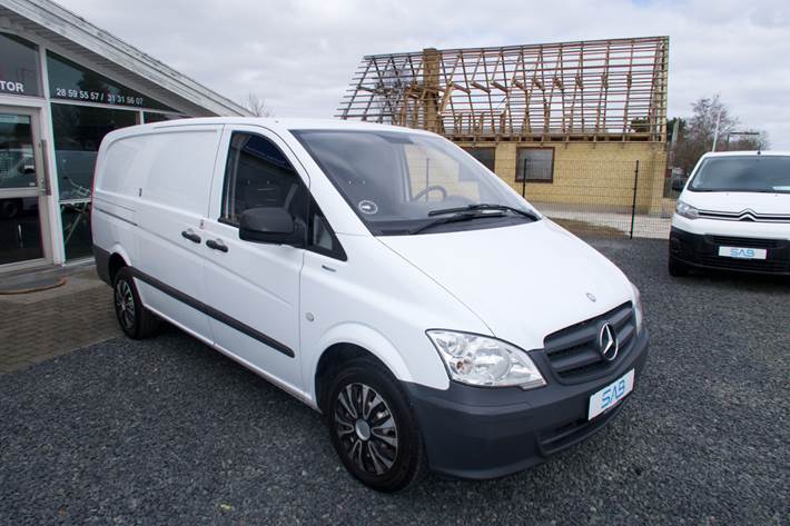 Hvid Mercedes Vito 110 fra 2014