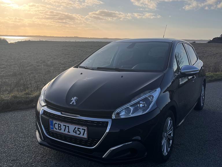 Peugeot 208 1,6 BlueHDI 100 hk 5D
