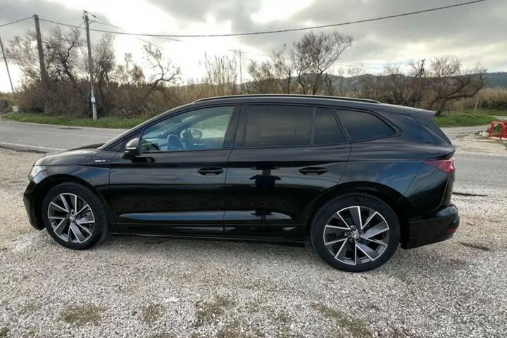 Sort Skoda Enyaq fra 2021